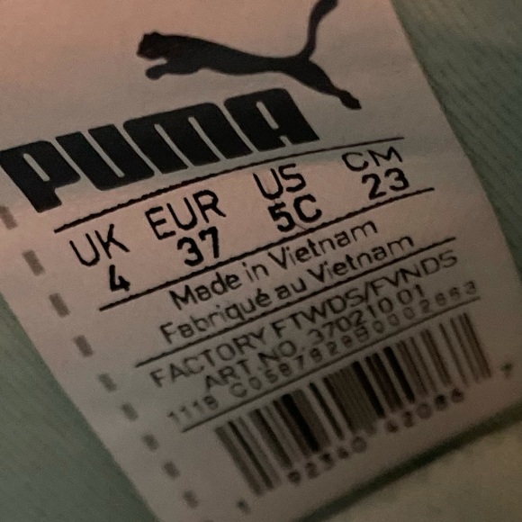 Blue-Teal Pumas - Picture 3 of 4